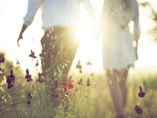 Thơ tình: Anh vẫn đợi