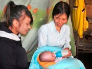 Tin tức - Đôi vợ chồng nghèo được “tặng” trẻ sơ sinh tại BV