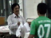 Tin tức - Giám đốc bệnh viện giải cứu bệnh nhân khỏi đám cháy