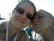 Bà bầu - Cặp đôi đồng tính chi 400 triệu mua tinh trùng thụ thai