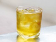 Sức khỏe - Uống nhiều trà đá có nguy cơ suy thận