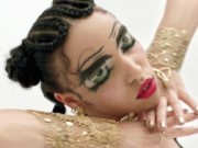 Làm đẹp - “Choáng” với gu làm đẹp của hôn thê ma cà rồng