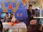 Eva Yêu - Cô dâu khóc ròng vì người yêu cũ hát trong đám cưới