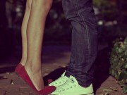 Eva Yêu - 5 lợi ích của việc lấy vợ chân ngắn