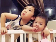 Làng sao - Đan Lê hạnh phúc khi 2 con thân thiết với nhau