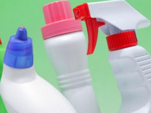 Chất tẩy rửa trong nhà khiến trẻ dễ bị cúm và viêm nhiễm