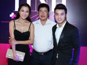 Làng sao - Ưng Hoàng Phúc dẫn bạn gái ủng hộ phim Phước Sang