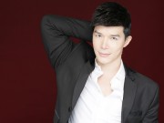 Làng sao - Nathan Lee "tái xuất" trong đêm chung kết BNHV
