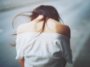 Eva Yêu - Hãy xem anh như một vết hoen ố cuộc đời