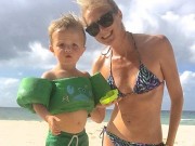 Bà bầu - Vòng 2 sau sinh đẹp “không tì vết” của mẹ 3 con