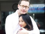 Làng sao - Đoan Trang "trốn" con gái sang Singapore mừng chồng