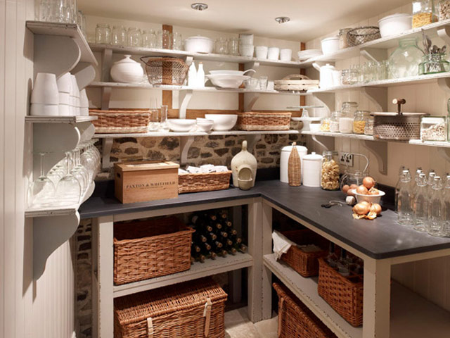 Mẹo hay sắp xếp tủ bếp gọn không ngờ