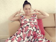 Làng sao - Thu Minh khoe bụng bầu "vượt mặt"