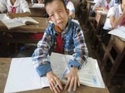 Tin tức - Cậu bé tật nguyền với nghị lực phi thường