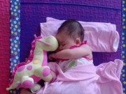 Nhà đẹp - Bé ngủ ngon ngày hè nhờ giường lưới an toàn