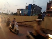 Tin tức - Rơi sắt đường sắt trên cao, 2 người thoát chết trong gang tấc