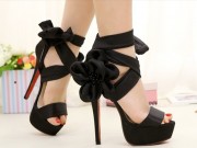 Thời trang - Hè về rồi, em đã mua sandals chưa?