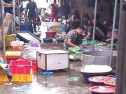 Tin tức - Cá ươn, cá thối tại chợ đầu mối hút khách vì giá rẻ