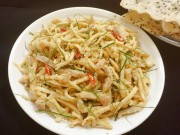 Bếp Eva - Gỏi măng thịt heo trộn thính đầy hấp dẫn