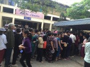 Tin tức - Bệnh nhân ung thư xếp hàng đợi cháo của người hoàn lương