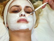 Làm đẹp - Hot: Mặt nạ chống lão hóa chiết xuất từ bao quy đầu trẻ em