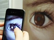 Làm mẹ - Bố Việt cảnh báo cha mẹ kiểm tra ung thư mắt trẻ bằng iPhone