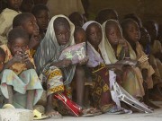 Làm mẹ - Xót xa những bé gái phải đi học "làm vợ" khi mới 8 tuổi