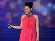 Làng sao - Thu Minh rời VN Idol để chuẩn bị sinh con