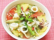 Bếp Eva - Canh chua mực thanh mát cho ngày hè oi bức