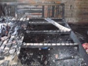 Tin tức - Cháy nhà lúc rạng sáng, vợ con chết, chồng bỏng nặng