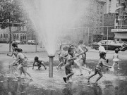 Làm mẹ - Bộ ảnh cổ tuyệt đẹp về mùa hè của trẻ khi chưa có internet