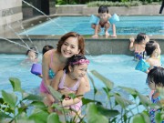 Làm mẹ - 8 bể bơi lý tưởng ở Hà Nội cho trẻ em đi bơi ngày hè