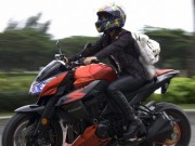 Làng sao - Tinna Tình mua thêm xe mô-tô mặc kệ tin đồn giới tính