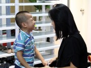 Làng sao - Thanh Vân Hugo nghiêm khắc dạy con trong họp báo