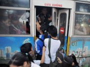 Tin tức - Sự thật cô gái bị người lạ nhận là chồng, khống chế trên xe bus