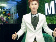 Xem & Đọc - MV Hồ Việt Trung đạt 1 triệu view sau 10 ngày ra mắt