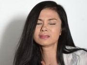 Làng sao - Việt Trinh đóng phim điện ảnh sau "nghi án" bầu bí