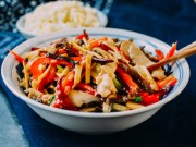 Bếp Eva - Gà xào măng tươi lạ miệng mà hấp dẫn