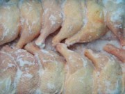 Tin tức - Cảnh báo thịt gà đông lạnh chứa độc tố gây ung thư