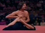 Clip Eva - Choáng với khả năng của người đàn ông "không khớp xương"