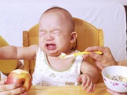 Làm mẹ - Chuyện "xương máu" của bà mẹ cứu mình khỏi đứa con lười ăn