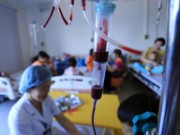 Tin tức - Ảnh: Ở nơi sự sống tính bằng đơn vị máu