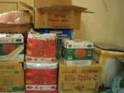 Tin tức - Bắt giữ hơn nửa tấn phụ gia thực phẩm bẩn tại chợ Đồng Xuân