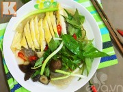 Bếp Eva - Miến gà nấm trộn chua cay đầy hấp dẫn