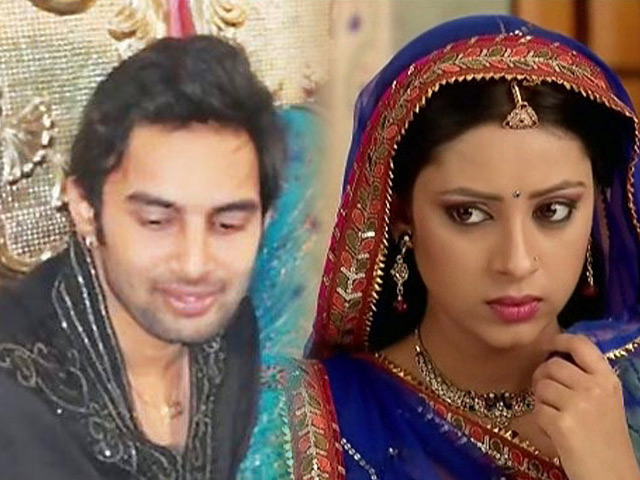 Tiền trong tài khoản của “Cô dâu 8 tuổi” biến mất