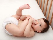 Làm mẹ - Dấu hiệu trong phân trẻ cảnh báo mẹ cần đưa bé đi khám ngay