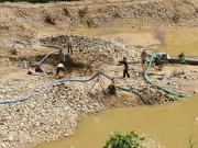 Tin tức - Ngạt khí khi khai thác vàng, 4 người tử vong