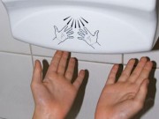 Sức khỏe - Đừng tưởng an toàn với máy sấy làm khô tay