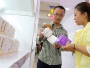 Làm mẹ - Tin nhắn dễ thương của bố đi mua băng vệ sinh cho con gái