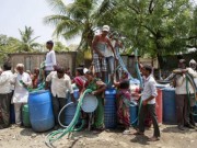 Tin tức - Ảnh: Người dân châu Á chống chọi nắng nóng kỷ lục